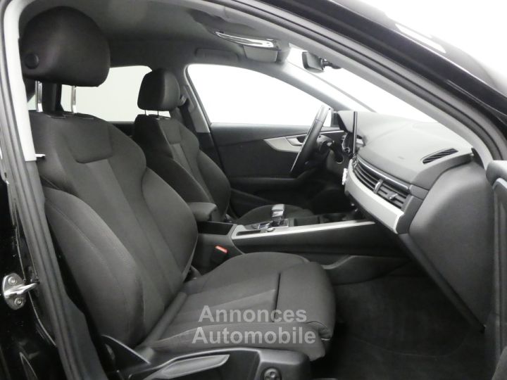 Audi A4 30 TDI 136CH BUSINESS LINE S TRONIC 7 7CV - 7