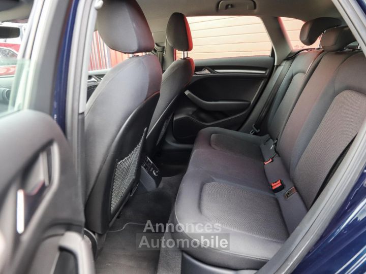 Audi A3 Sportback 20 35 TDI 150 S-Tronic 7 Business Line CAMERA GPS - 5