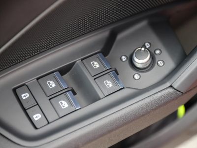 Audi A3 Sportback 15 35 TFSI 150 Business Line CUIR SIEGES ELECTRIQUES A MEMOIRE CHAUFFANTS   - 41