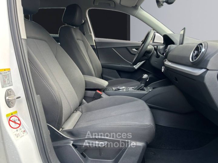 Audi Q2 35 TFSI 150 S tronic 7 Design - 28