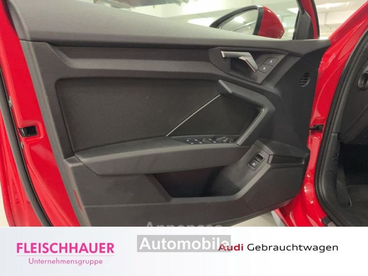 Audi A3 Sportback 40 TFSI e S line LED AHK VC - 12