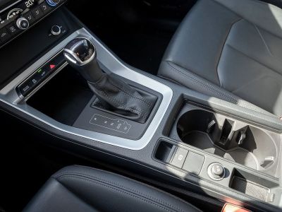 Audi Q3 45 TFSIe S line LED NAVI TEMP SHZ   - 9