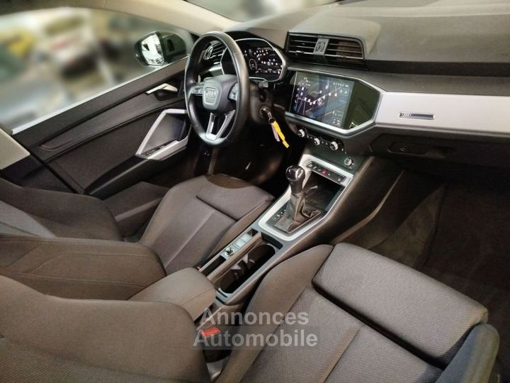 Audi Q3 45 TFSI e S tronic S line LED AHK DAB - 12