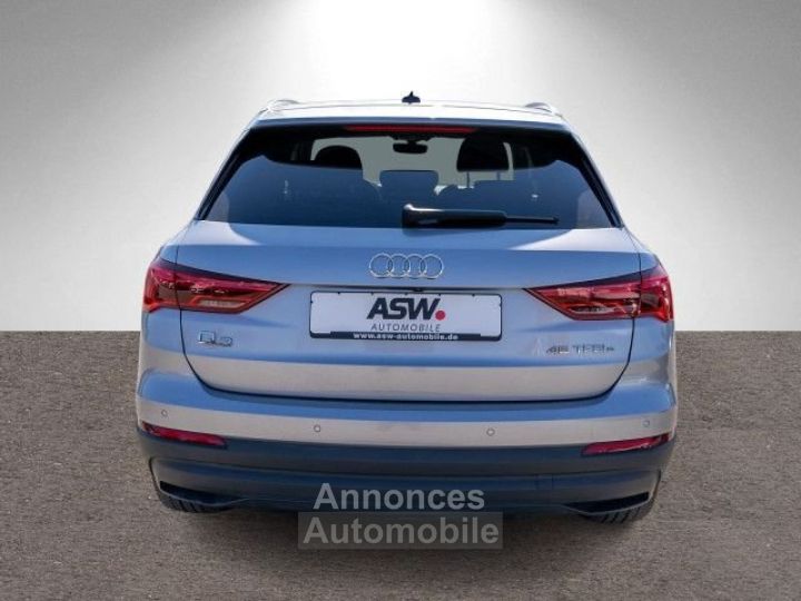 Audi Q3 S line 45TFSI e Stronic LED Navi RFK - 3