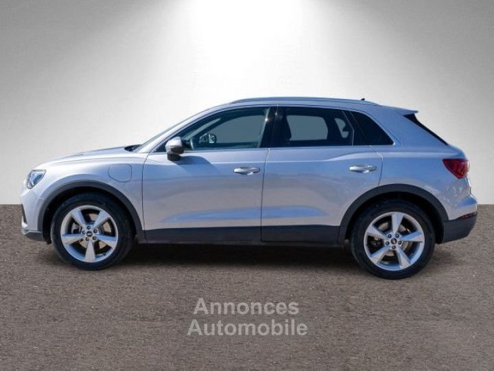 Audi Q3 S line 45TFSI e Stronic LED Navi RFK - 4