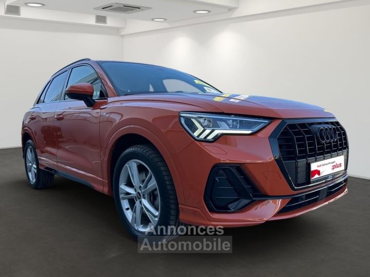 Audi Q3 45 TFSI e S line MATRIX NAVI - 2