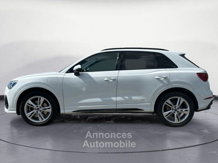 Audi Q3 S line 45 TFSIe S tronic 150 PS LED - 2