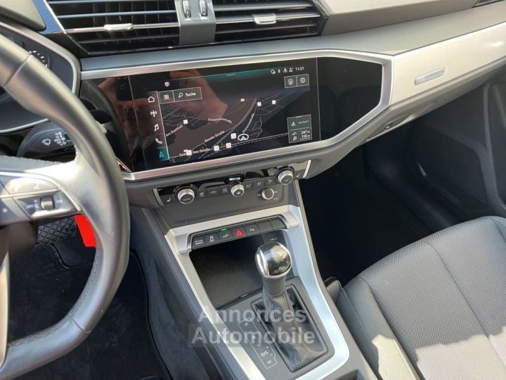 Audi Q3 Sportback TFSI e S line 45 S TRONIC - 11