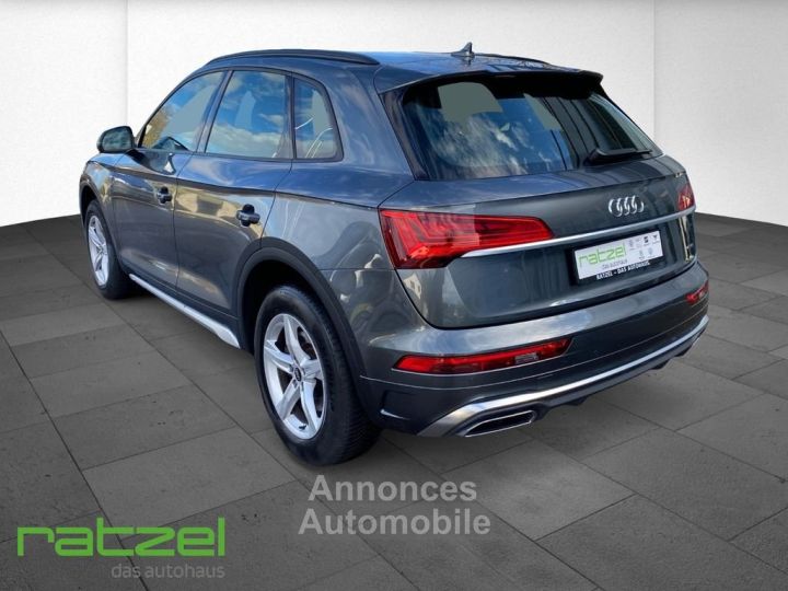 Audi Q5 20 TDI S line 40 TDI quattro S - 4