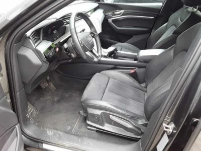 Audi Q8 e tron 55 qu S line Matrix HuD   - 8