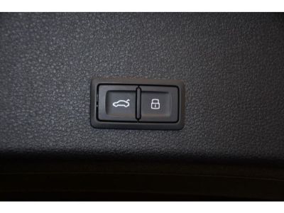 Audi Q8 50 e tron quattro S line Luft Matrix   - 10