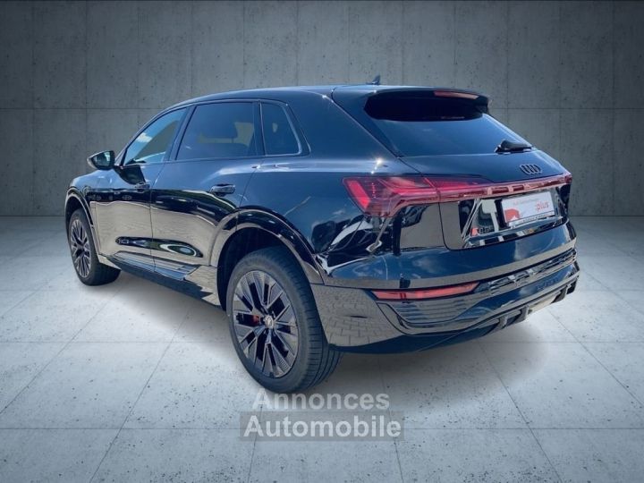 Audi Q8 e tron S line 50 qu Matrix AHK HUD - 4