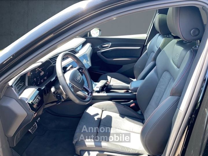 Audi Q8 e tron S line 50 qu Matrix AHK HUD - 9