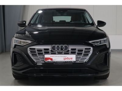 Audi Q8 Sportback e tron 50 quattro S line B   - 2