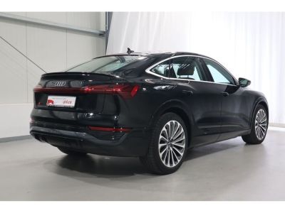 Audi Q8 Sportback e tron 50 quattro S line B   - 3