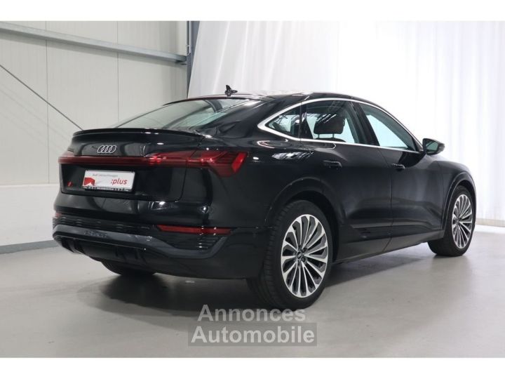 Audi Q8 Sportback e tron 50 quattro S line B - 3