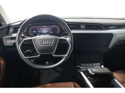 Audi Q8 Sportback e tron 50 quattro S line B   - 9