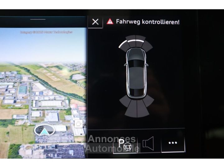 Audi Q8 Sportback e tron 50 quattro S line B - 11