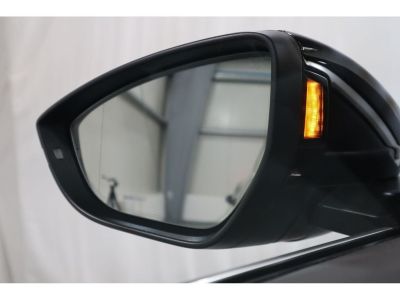 Audi Q8 Sportback e tron 50 quattro S line B   - 14