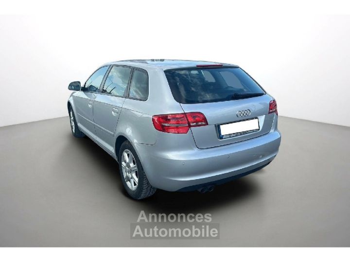 Audi A3 14 TFSI 125 Ambiente S tronic - 4