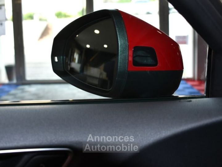 Audi S3 Sportback 20 TFSI 300 Quattro S-Tronic GPS Virtual Sièges Baquet TO Parc Assist Carbone JA 18 - 23