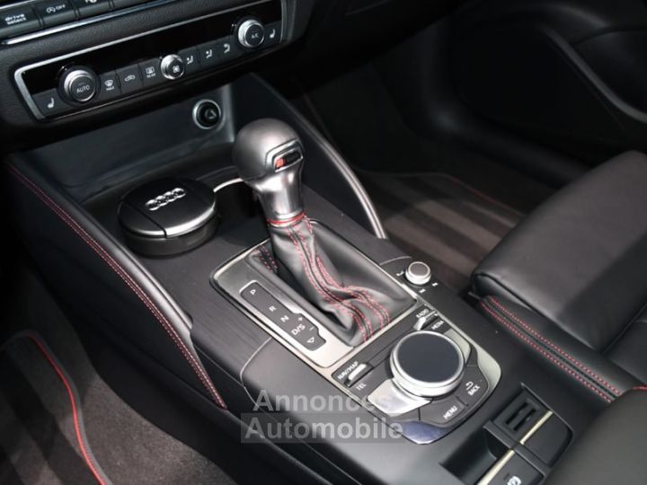 Audi S3 Sportback 20 TFSI 300 Quattro S-Tronic GPS Virtual Sièges Baquet TO Parc Assist Carbone JA 18 - 25