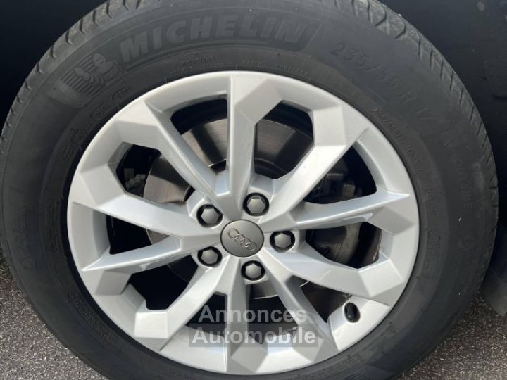 Audi Q3 14 TFSI 125ch Ambiente - 25