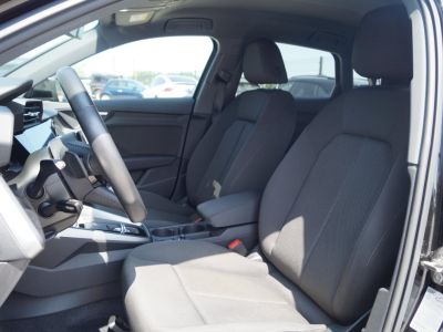 Audi A3 30TFSI Aut Virtual l LED l PDC l ACC   - 19