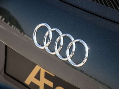 Audi R8 42i V8 QUATTRO R TRONIC MAGNETIC RIDE -   - 23