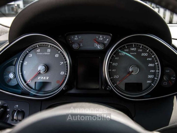 Audi R8 42i V8 QUATTRO R TRONIC MAGNETIC RIDE - - 35