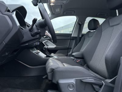 Audi Q3 35 TDI 150 ch S tronic 7 Design Luxe sieges chauffants / pack esthetique noir / garantie 5ans 100000 kms   - 9
