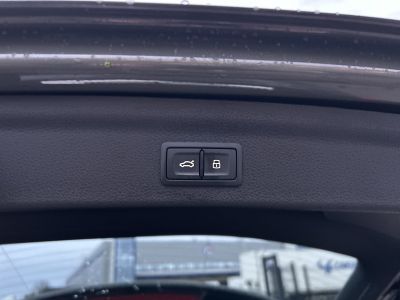Audi Q3 35 TDI 150 ch S tronic 7 Design Luxe sieges chauffants / pack esthetique noir / garantie 5ans 100000 kms   - 24