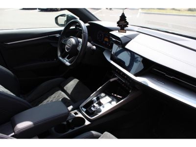 Audi A3 Sportback 14 40 TFSI e - 204 - S-Tronic 6 8Y S line   - 17