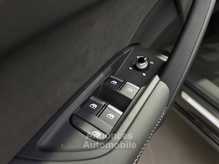 Audi Q5 Sportback 55 TFSIe 367 S tronic 7 Quattro S line - 12