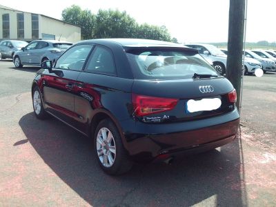 Audi A1 12 TFSI 86CH AMBIENTE 3 PORTES   - 4