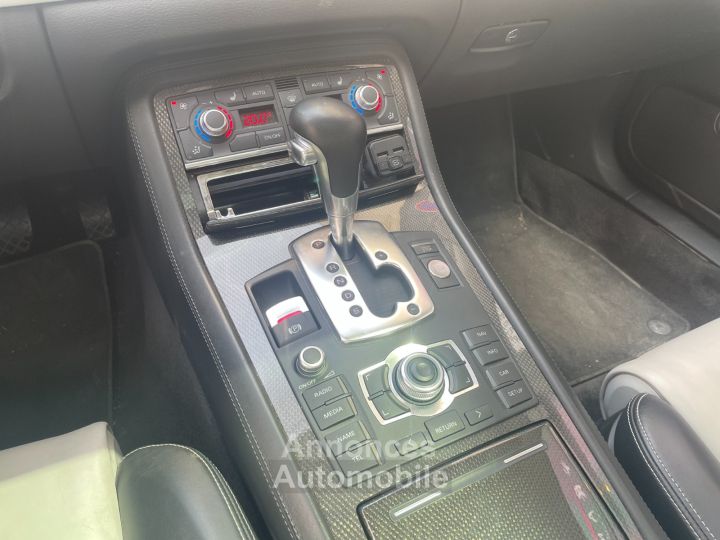 Audi S8 52 FSI V10 450 Quattro Tiptronic A / TOIT OUVRANT / CAMERA DE RECUL - 29