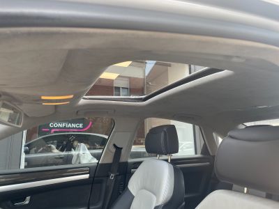 Audi S8 52 FSI V10 450 Quattro Tiptronic A / TOIT OUVRANT / CAMERA DE RECUL   - 35