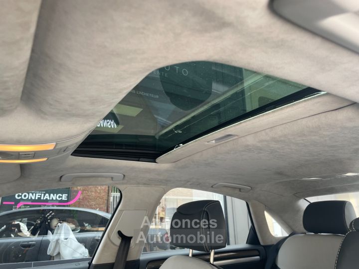 Audi S8 52 FSI V10 450 Quattro Tiptronic A / TOIT OUVRANT / CAMERA DE RECUL - 38