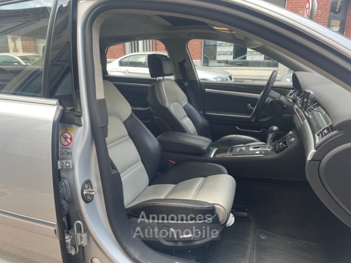 Audi S8 52 FSI V10 450 Quattro Tiptronic A / TOIT OUVRANT / CAMERA DE RECUL - 40