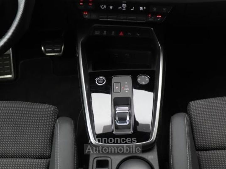 Audi A3 Sportback 15 35 TFSI 150 MHEV S line BVA - 8