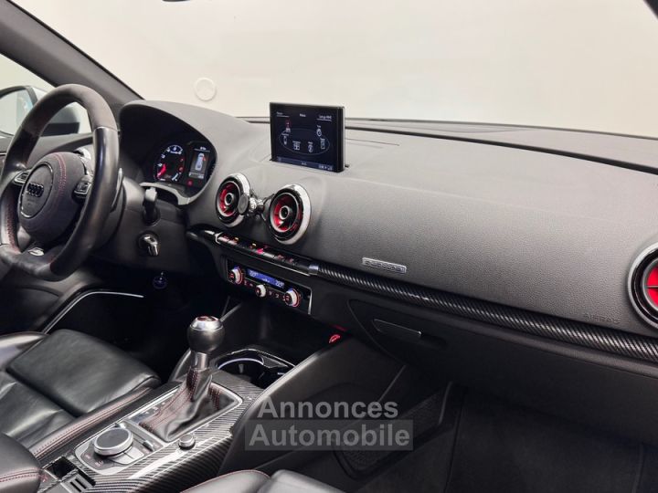 Audi RS3 25 TFSI 367 ch Quattro / Sièges RS / Échappement RS / Bang & Olufsen / Daytona - 9