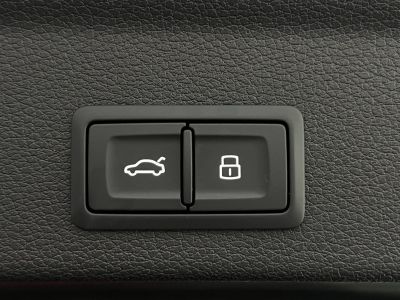 Audi Q3 35 TFSI 150 ch S tronic 7 S line   - 9
