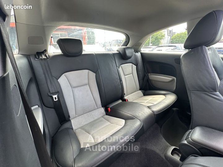 Audi A1 12 TFSI 86CH URBAN SPORT - 5