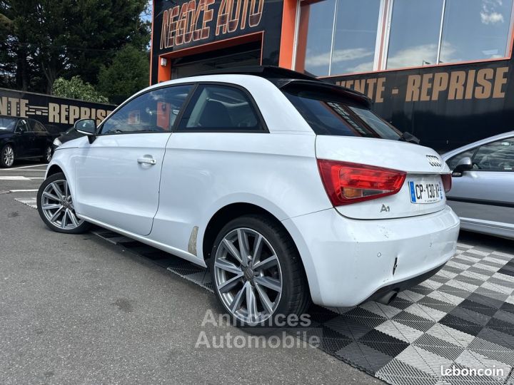 Audi A1 12 TFSI 86CH URBAN SPORT - 8