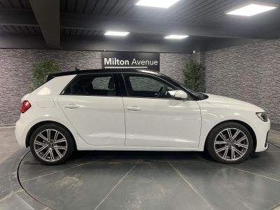 Audi A1 Sportback 15 35 TFSI - 150 - BV S-Tronic Design Luxe   - 6