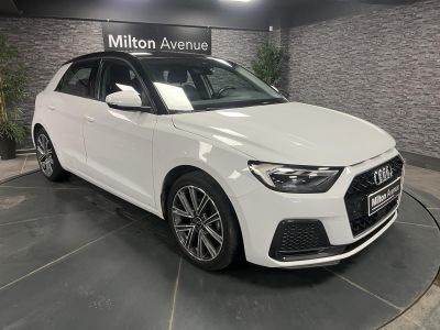 Audi A1 Sportback 15 35 TFSI - 150 - BV S-Tronic Design Luxe   - 7