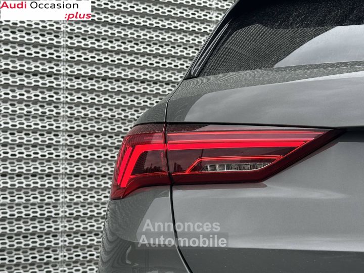 Audi Q3 35 TFSI 150 ch S tronic 7 S line - 40