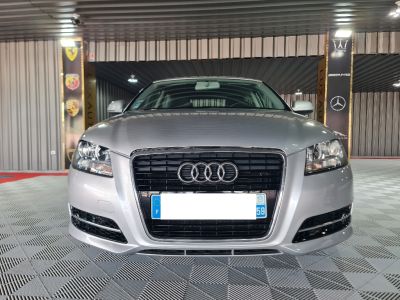 Audi A3 16 TDI 105 CV PACK  Ambiente * REPRISE POSSIBLE *   - 5