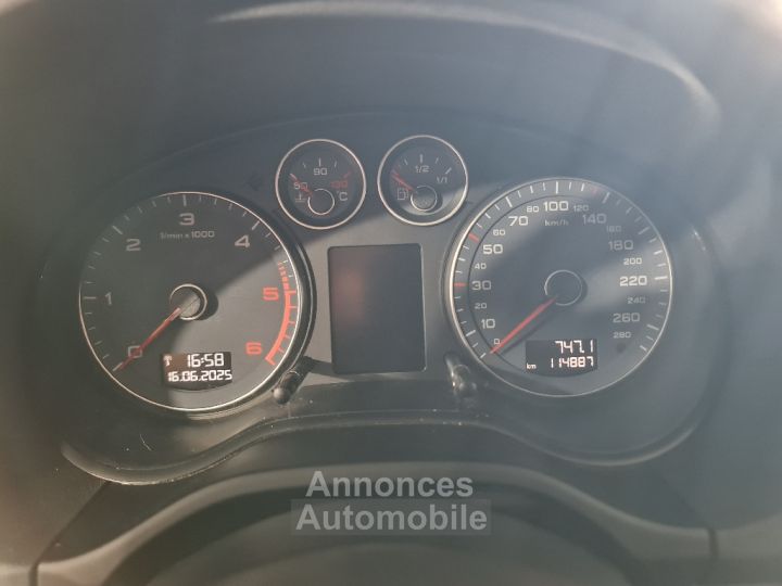 Audi A3 16 TDI 105 CV PACK  Ambiente * REPRISE POSSIBLE * - 10