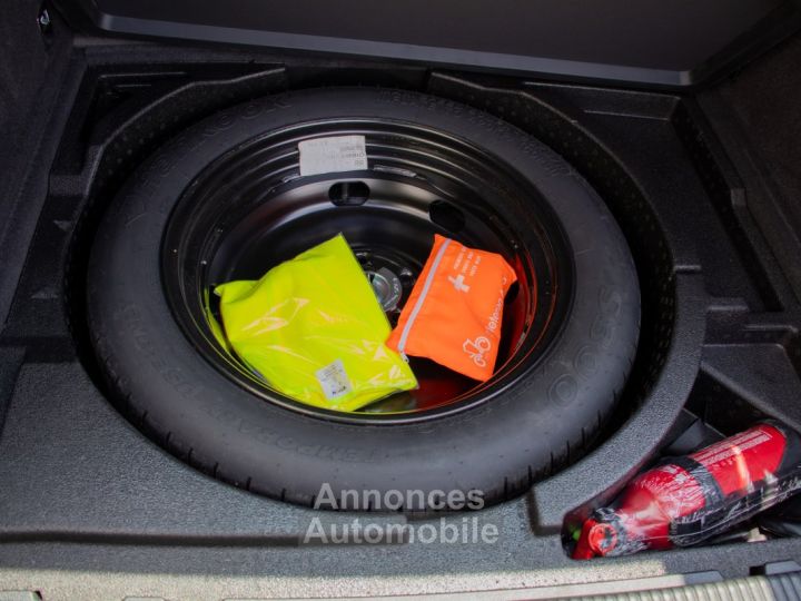Audi Q3 14 TFSI 125PK - CRUISECONTROL - AIRCO - TREKHAAK - ISOFIX - 37